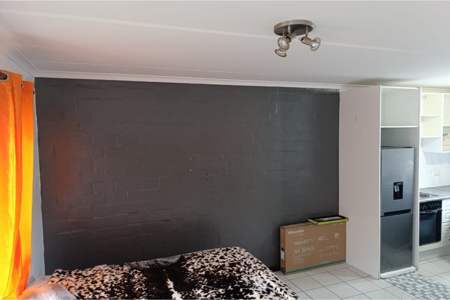 To Let 2 Bedroom Property for Rent in Parklands Western Cape